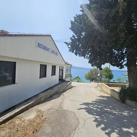 Mala Luka - Omis, *