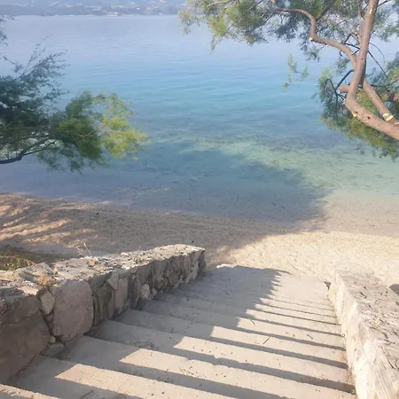 Apartment Mala Luka - Omiš, *