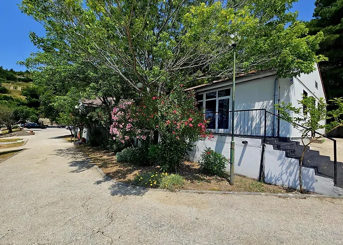 Mala Luka - Omis, Apartman Stanići